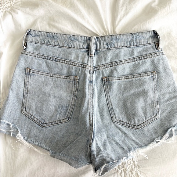Pacsun Distressed Denim Mom Shorts - Picture 2 of 4